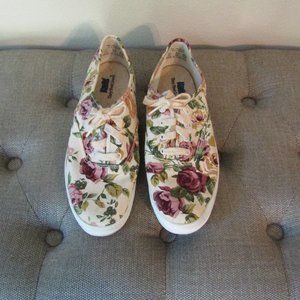 Ked's Canvas Rose Sneakers/Tennis Shoes